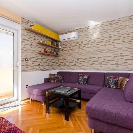 Apartmán Apartman 1 *
